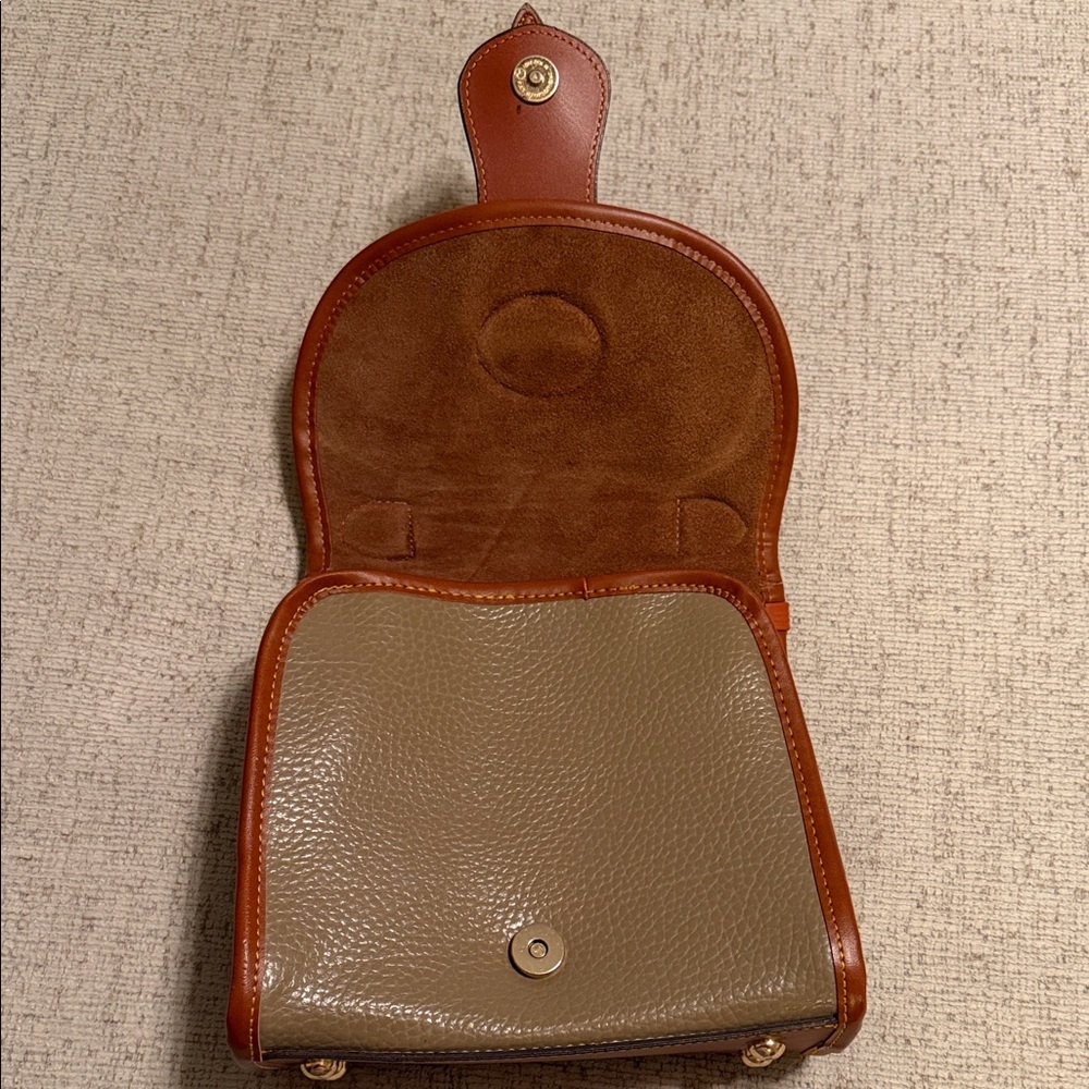 Vintage Dooney and Bourke Small Bag - Picture 6 of 7